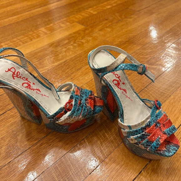 Alice and Olivia Snakeskin platform sandals 5/35 - Picture 1 of 3